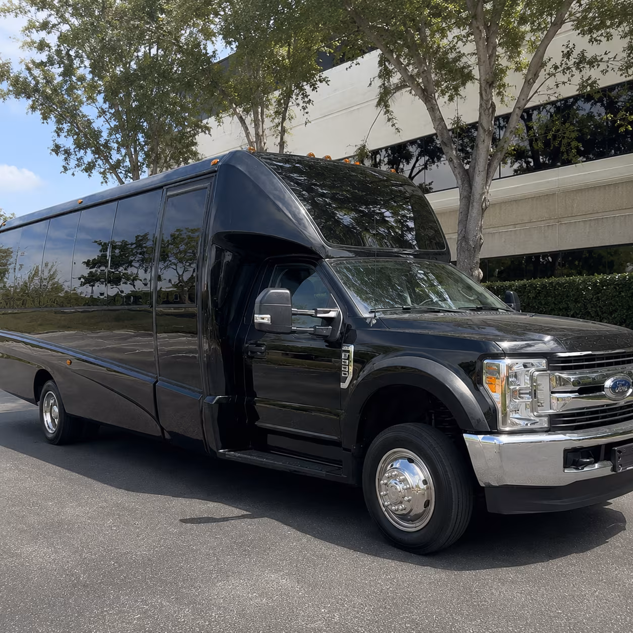bachelorette and birthday party buses across jacksonville