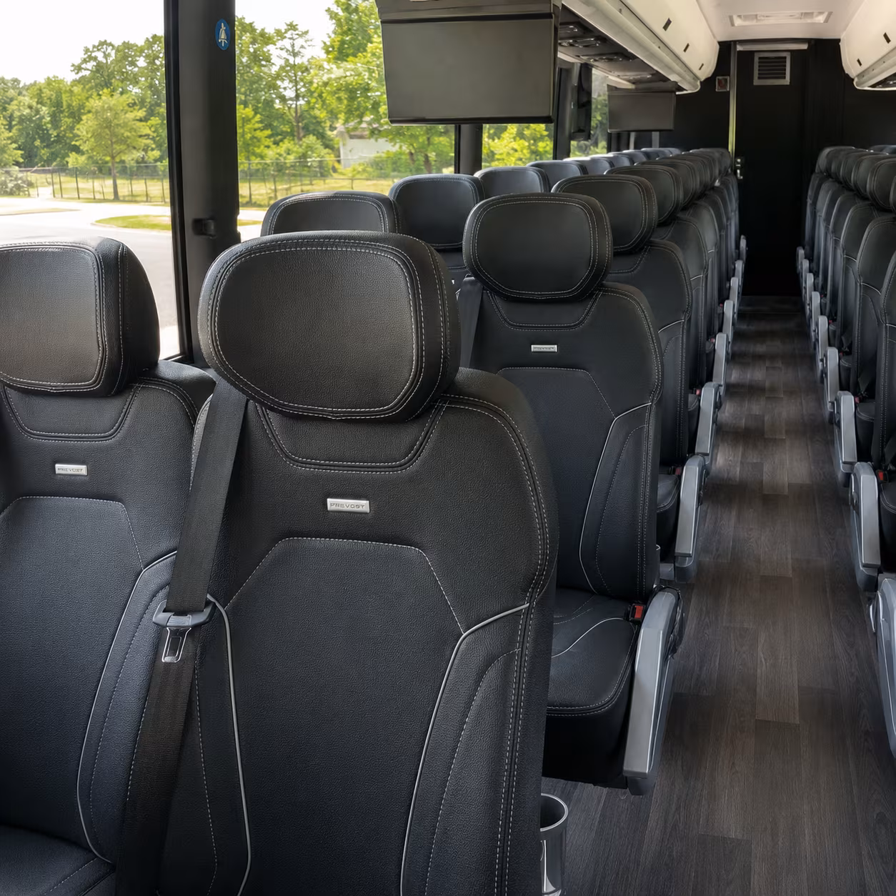 charter buses to vystar veterans memorial arena shows and events
