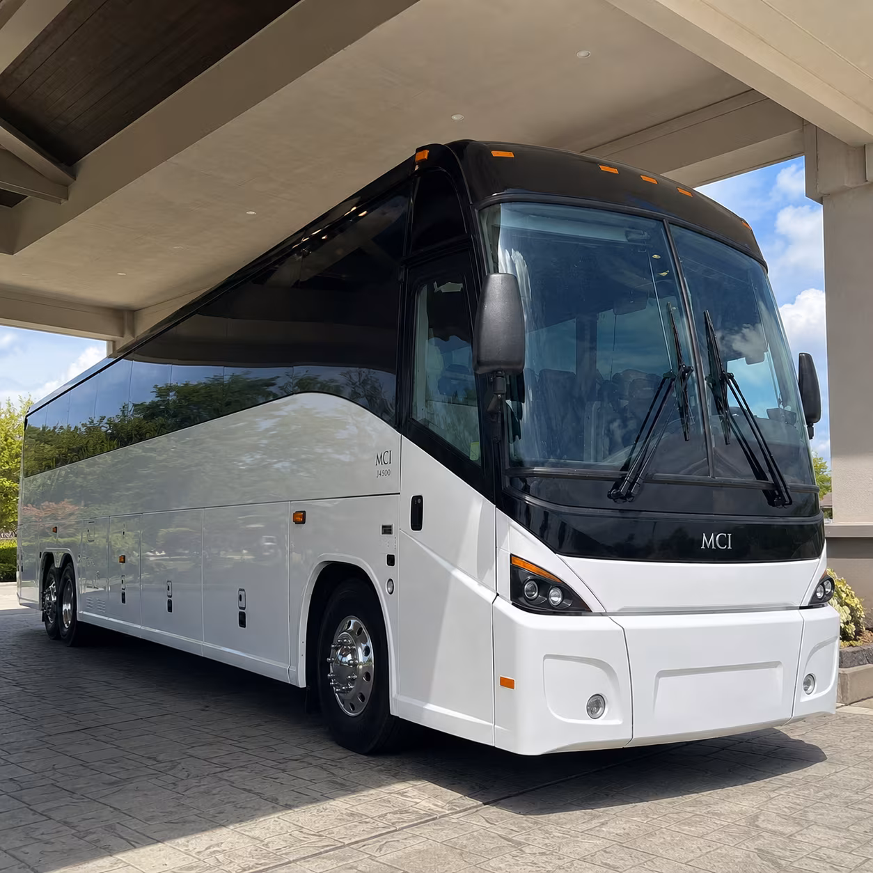jacksonville 56 passenger charter bus