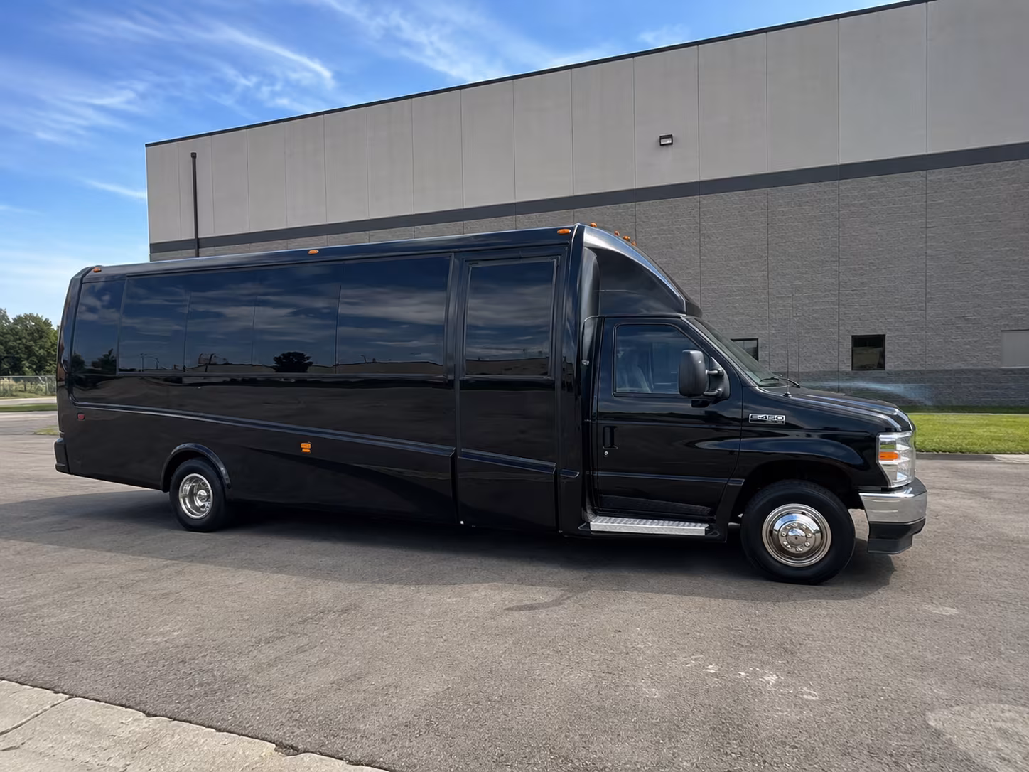 jacksonville concert transportation onboard seating