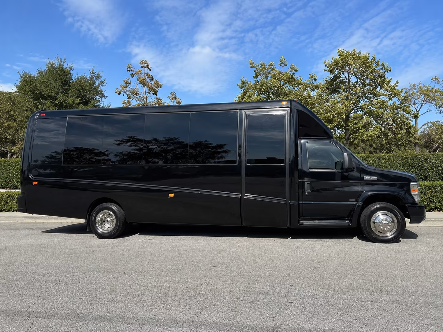 jacksonville youth group and student ministry bus rentals