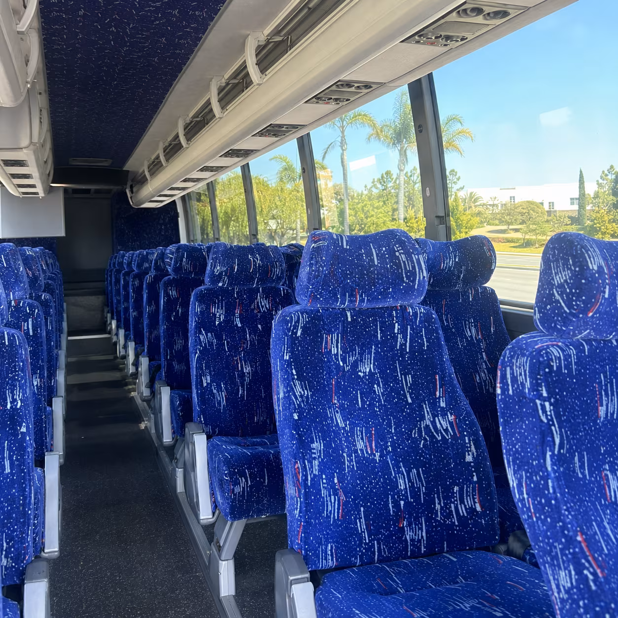 long distance bus trips from jacksonville to orlando tampa and south florida