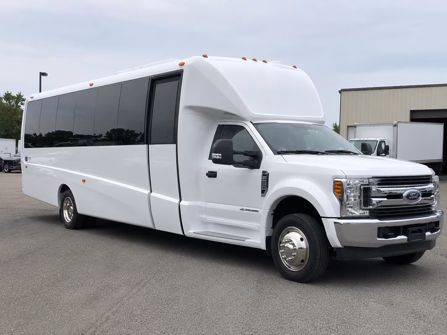 wedding and rehearsal dinner buses in jacksonville